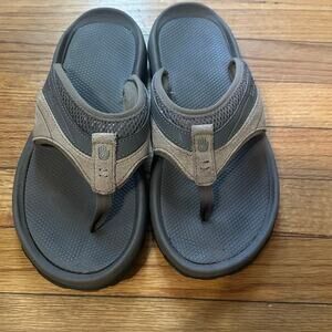 Teva Pajaro Flip Flops Size 8 Comfort Sandals